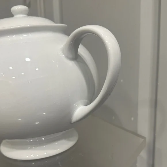 Pottery Barn White Teapot - Picture 5 of 13